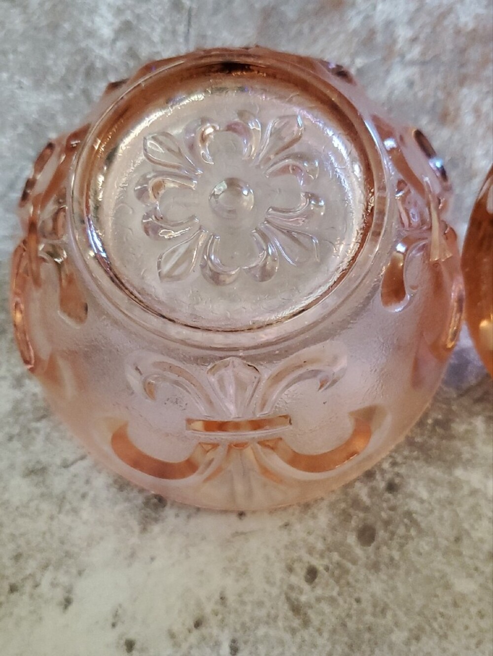 Vintage Pink Glass Decorative Trinket Jar - Picture 4 of 7